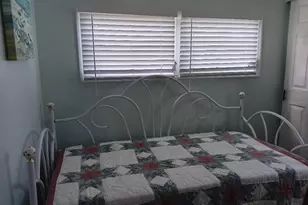 818 Bogie St, Venice, FL 34285 - Photo 17