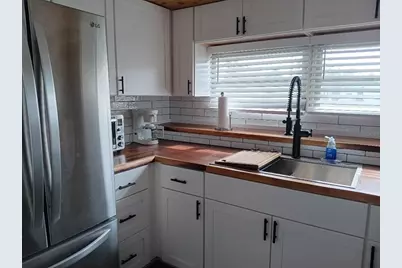 818 Bogie Street, Venice, FL 34285 - Photo 5