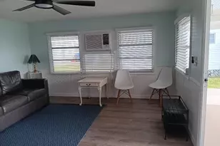 818 Bogie St, Venice, FL 34285 - Photo 15