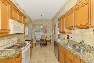 335 Auburn Woods Circle, Venice, FL 34292 - Photo 29