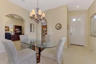 335 Auburn Woods Cir, Venice, FL 34292 - Photo 11