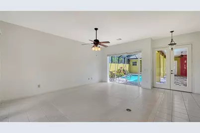 525 Cheval Drive, Venice, FL 34292 - Photo 5