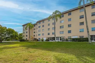 3845 Lake Bayshore Dr, Bradenton, FL 34205 - Photo 1