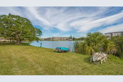 3845 Lake Bayshore Drive #F103, Bradenton, FL 34205 - Photo 35