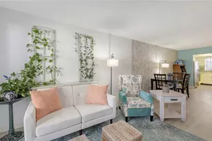 3845 Lake Bayshore Dr, Bradenton, FL 34205 - Photo 3