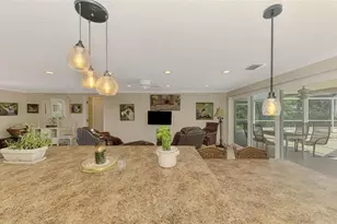 403 Picasso Dr, Nokomis, FL 34275 - Photo 15