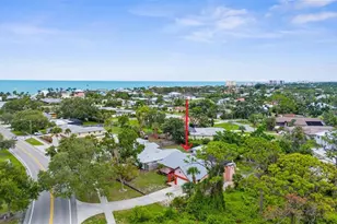 304 Beach Rd, Venice, FL 34285 - Photo 1