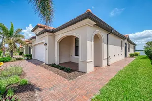 24128 Spartina Dr, Venice, FL 34293 - Photo 9