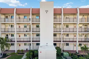 230 Santa Maria St, Venice, FL 34285 - Photo 3