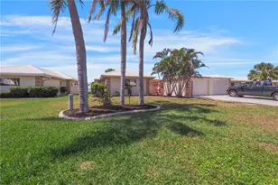 120 Villa Dr, Osprey, FL 34229 - Photo 51