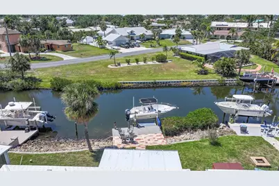 120 Villa Drive #120, Osprey, FL 34229 - Photo 3