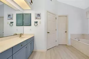 610 Alligator Dr, Venice, FL 34293 - Photo 45