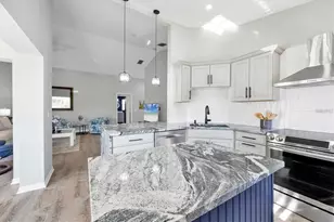 809 Montrose Dr, Venice, FL 34293 - Photo 9