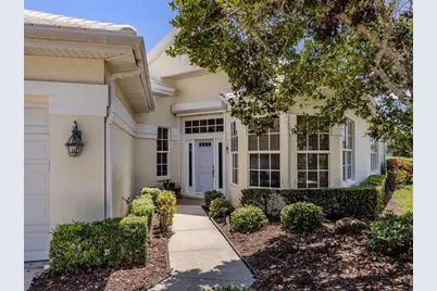 553 Fallbrook Drive, Venice, FL 34292 - Photo 3