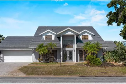 318 Oakwood Circle, Englewood, FL 34223 - Photo 1