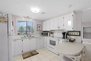 925 Iglesia Dr, North Port, FL 34287 - Photo 7