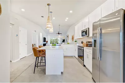 17440 Opal Sand Drive #202, Venice, FL 34293 - Photo 7