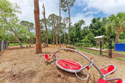 5106 S Lockwood Ridge Road, Sarasota, FL 34231 - Photo 21