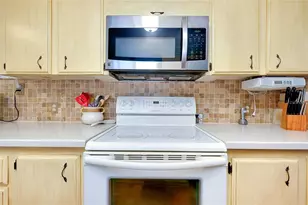 881 Grado Dr, Venice, FL 34285 - Photo 7