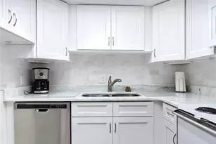 200 Park Blvd N, Venice, FL 34285 - Photo 9