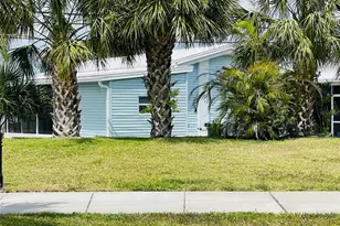 615 S Green Cir, Venice, FL 34285 - Photo 15