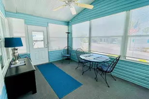 615 S Green Cir, Venice, FL 34285 - Photo 5