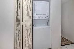 528 W Venice Ave, Venice, FL 34285 - Photo 25