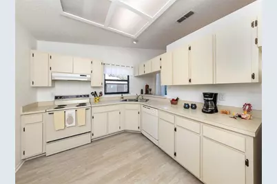 401 Curry Street #66, Nokomis, FL 34275 - Photo 3