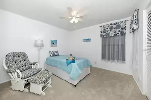 401 Curry St, Nokomis, FL 34275 - Photo 17