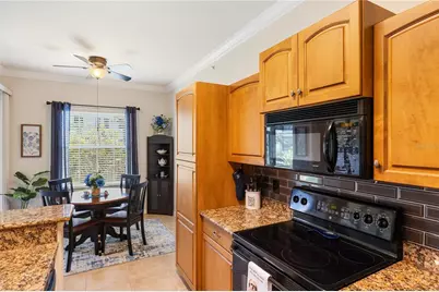 600 Gardens Edge Drive #613, Venice, FL 34285 - Photo 9