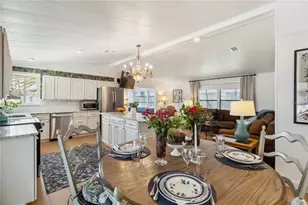 91 N Easter Island Cir, Englewood, FL 34223 - Photo 9