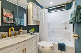 91 N Easter Island Cir, Englewood, FL 34223 - Photo 15