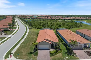 10209 Fiddlewood Dr, Venice, FL 34293 - Photo 35