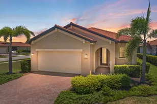 10209 Fiddlewood Dr, Venice, FL 34293 - Photo 5