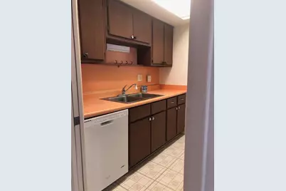 512 W Venice Avenue #205, Venice, FL 34285 - Photo 5