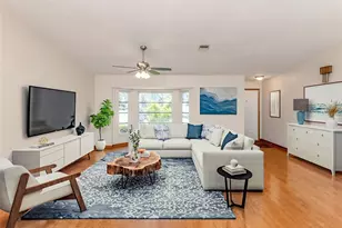 976 Euclid Rd, Venice, FL 34293 - Photo 3