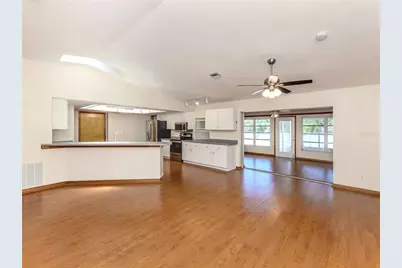 976 Euclid Road, Venice, FL 34293 - Photo 7