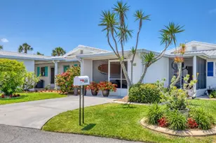 608 Fair Winds Dr, Nokomis, FL 34275 - Photo 3