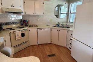 5721 Sunflower Rd, Venice, FL 34293 - Photo 5