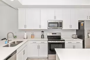 17565 Opal Sand Dr, Venice, FL 34293 - Photo 5