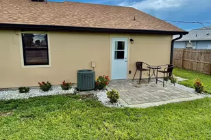 11248 Pendleton Ave, Englewood, FL 34224 - Photo 15