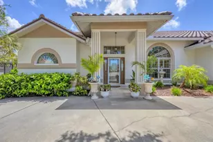 188 Grand Oak Cir, Venice, FL 34292 - Photo 1