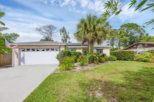 2445 Apache St, Sarasota, FL 34231 - Photo 5