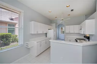 519 Catalina Isles Circle, Venice, FL 34292 - Photo 19