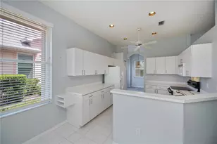 519 Catalina Isles Cir, Venice, FL 34292 - Photo 19