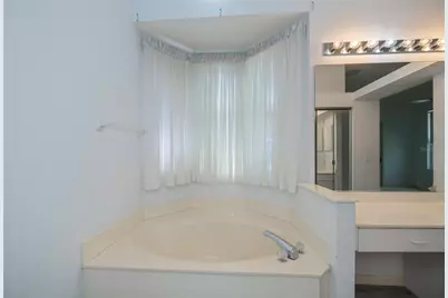 519 Catalina Isles Circle, Venice, FL 34292 - Photo 39