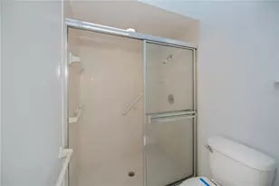 519 Catalina Isles Cir, Venice, FL 34292 - Photo 37