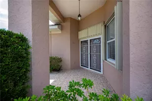 519 Catalina Isles Cir, Venice, FL 34292 - Photo 7