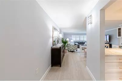 616 Flamingo Drive #102, Venice, FL 34285 - Photo 3