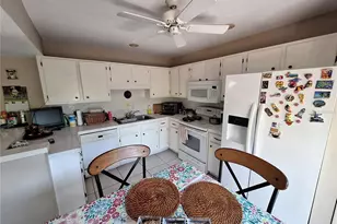 1697 Brookhouse Cir, Sarasota, FL 34231 - Photo 7